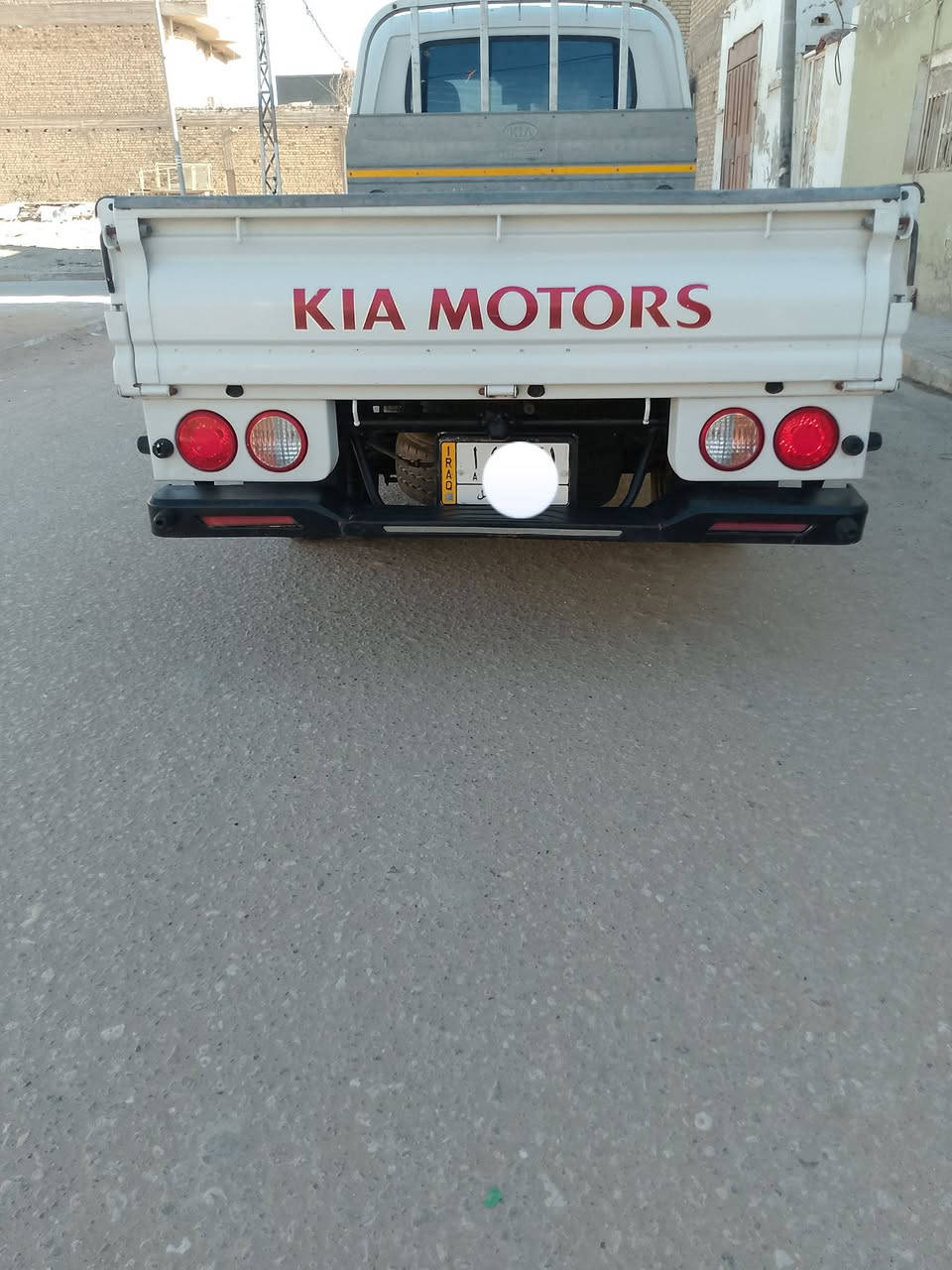 كيا للبيع موديل 2018 مكفوله كفاله عامه سيارة جديده بمعنى الكلمة تبريد شغال وتدفئه  شغاله سنويه مجدده لل 29 الاستفسار***********
