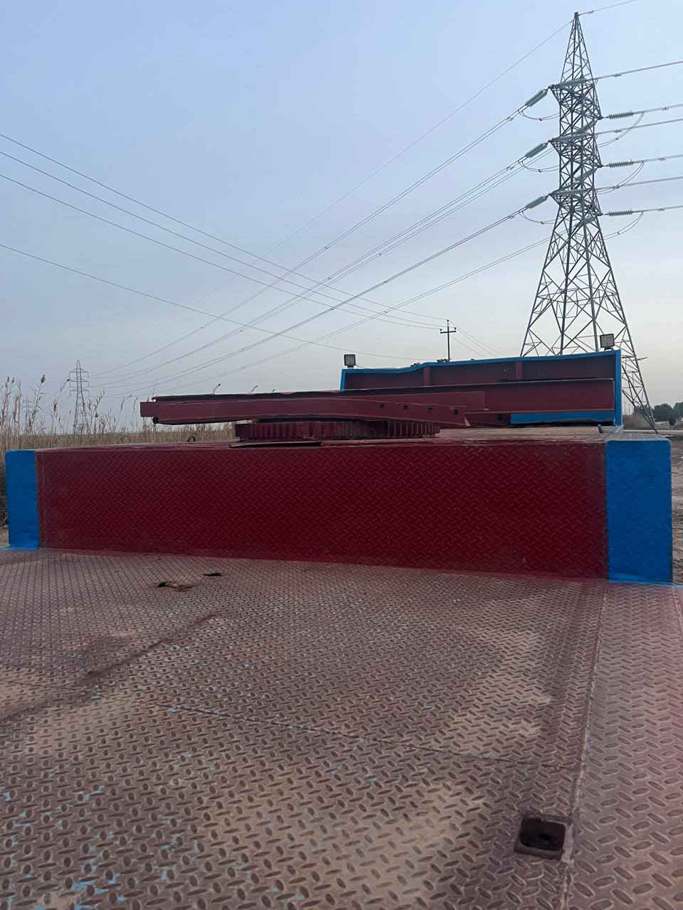 للبيع عربان لودر اروبي سعر 80 وبيه مجال تفاصيل
***********
