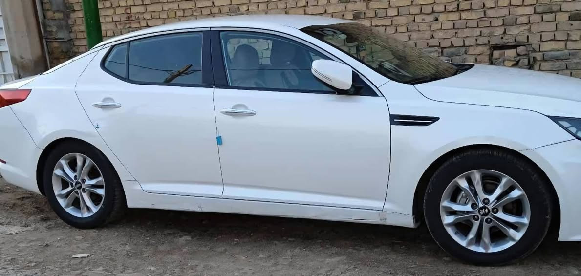 سلام عليكم مكلف بنشر سياره اوبتما خليجي موديل 2012 كلش نظيفة السعر 115 وبيه مجال تفاصيل أكثر خابر راعي السياره *********** بي واتساب
