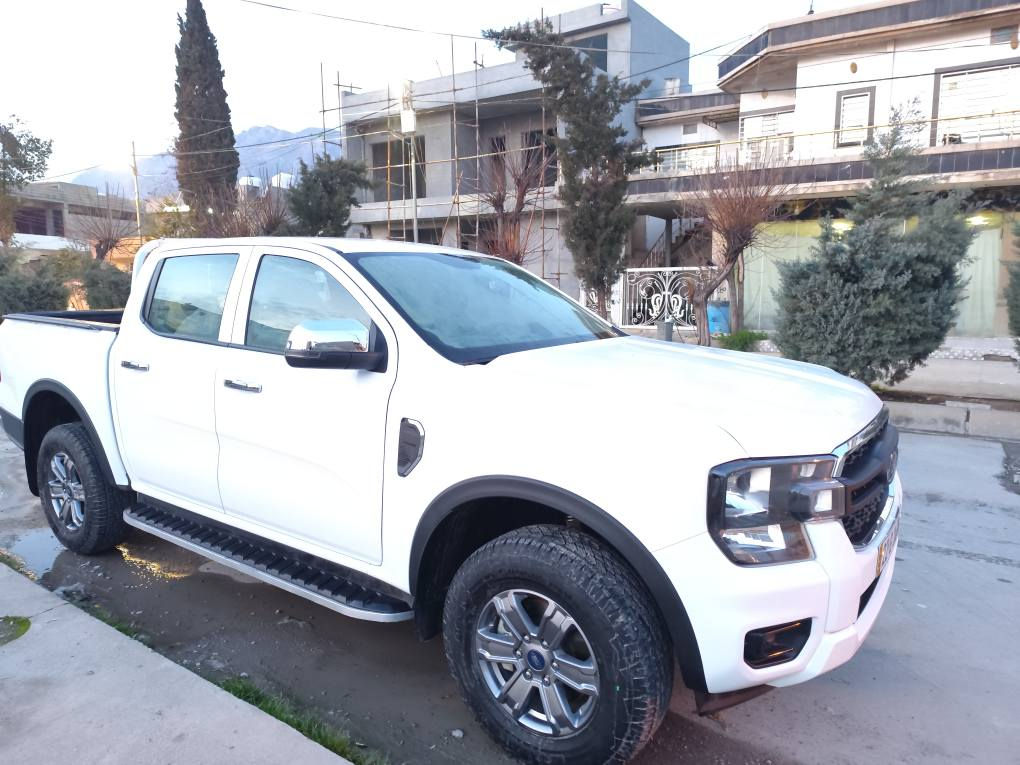 فۆرد ڕەنجەر  2023 خلیجی XLT
 سفری شەریکەی قاسد -
 ظەمانی شەریکە ماوە
تەنها 29 هەزار ڕۆشتووە زەمانی ڕۆن گۆرینی فری ماوە
سەيارەكە هیچی پێوە نیە (بێ تەعدیل- بێ بۆیاخ )
مواسەفات گێر ئۆتۆماتیک - برێک ئۆتۆو کارەبای
- ترافیک -گێچ ئەلکترۆنی - شاشە گەورە (تێسلا) -
 کار پلەی- ڤۆلێوۆمی سوکان -

 

 تحدید سورعە - قوفڵی ئەکسلی دواوە-
 دەبڵ گێر واتە( گێڕی سپۆرتیشی هەیە ) 
- بەرزو نزمی لایت - زۆر مواسەفاتی تر ..
- 
ژمارەی خاوەن سەیارە *********** رانية, السليمانية
