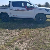 للبيع فرويل موديل 2022 إماراتي   مكفول  كفاله عامه  رقم مثنى  الاتصال ...