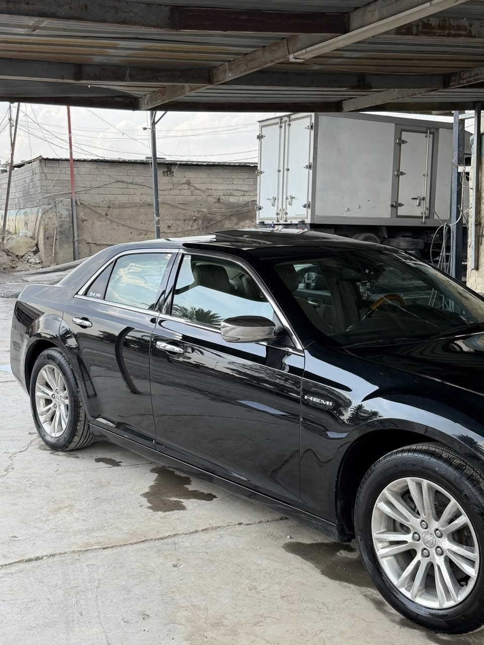 خليجية كفالة واحد علا واحد جميع المواصفات بيها ماشية 200 كيلو نظافة السيارة مية بلمية هيمي جميع المواصفات بيها اشي بالك بيها شرط تراي السيارة موديل 22 باسمي للتواصل ***********شرط كل السيارة علا وضع الشركة كل بلاد
