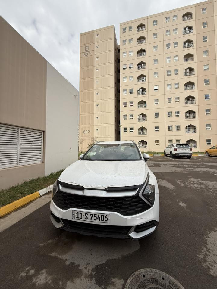 السلام عليكم  
سبورتج ٢٠٢٣ 

خليجي. مكينة دوش. 2000

سيارة. كفالة  من بارد الصبغ 

ماشية 5000. الف 
سيارة بسمي. 

الدولية. تجي مرايات شفط شفتات استرين  ويل جبير 
داخل حمصي 

مكان السيارة بغداد جديدة. 

السعر  204 قفل  
***********
