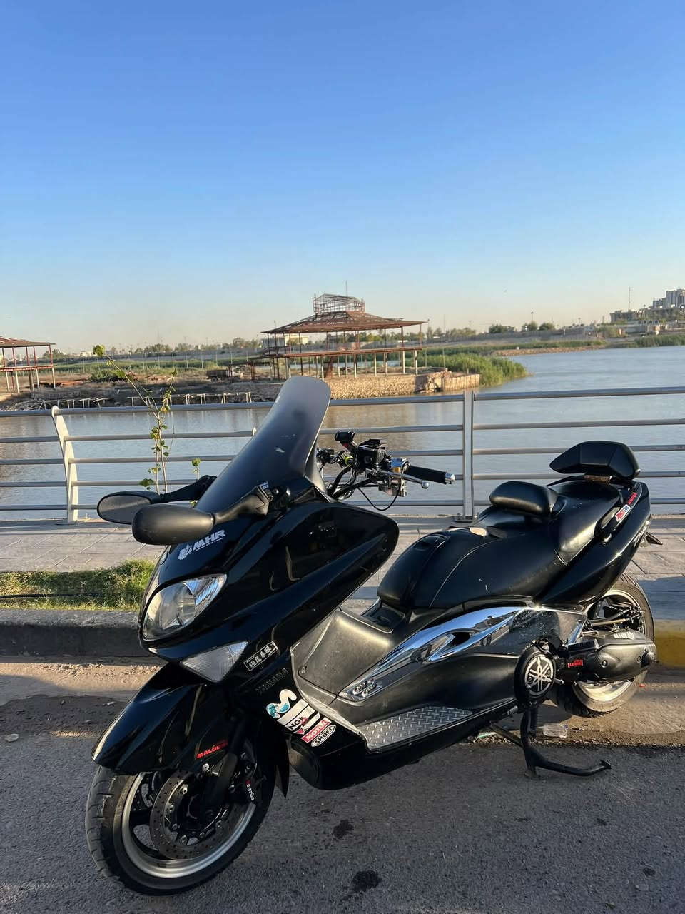 السلام عليكم
T MAX 2008 
كفاله عامه شرط ربع متصرف عليهه 
الدراجه خير من الله وبيهه غراض

سستم نيكلات كامل اصلي
 قاعده رقم كاربون اصلي +ستيرن  رياضي+ جامه مالوسي + تجوه اصليه +كامرات امامي خلفي + زوج تايرات اصلي 

العنوان : الكريعات
الاستفسار  فقط :***********
