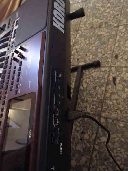 السلام عليكم شباب عندي كورك 700 للبيع كلش نظيف مامفتوح بي برنامج حلو ايقاعات واصوات السعر المطلوب 10 اوراق مكاني بغداد حي القاهرة للاستفسار
***********
