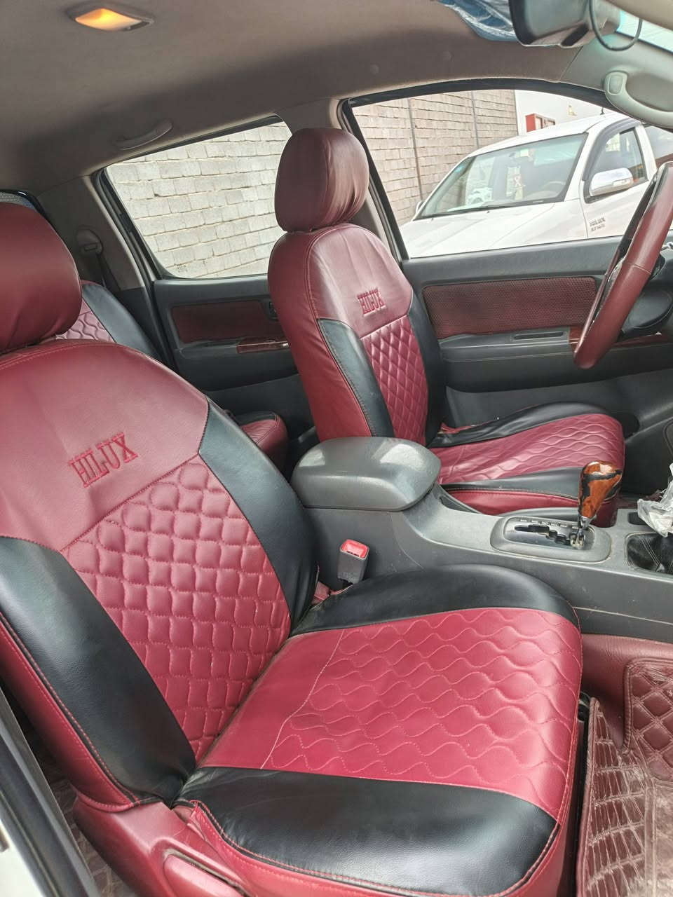 بسم اللَّه الرحمن الرحيم
هايلوكس 2014 اوتو ماتيك مكفوله كفاله عامه سياره عليه تخم تاير بچم كله جديد لايتات شباچ بلاجكتورات لدات زنون درع جديد هوك ثقيل سبايدر البدي جديد سياره رقم واسط سياره حيل حلوه مال جناي مال بيع وشرا شتريده تصير كشنات جديده شاشه اندرويد فول السياره تاخذه ما تصرف عليه ربع حداديه وكاله السعر 235 وبيه مجال للطيبين 
رقم الهاتف
***********
***********
