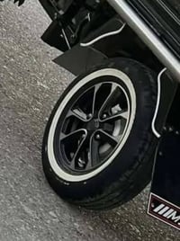 وياله حلوات ونضاف اروس بويل عادي بس اكون جوبلس لاستفسار عل رقم 0770805...