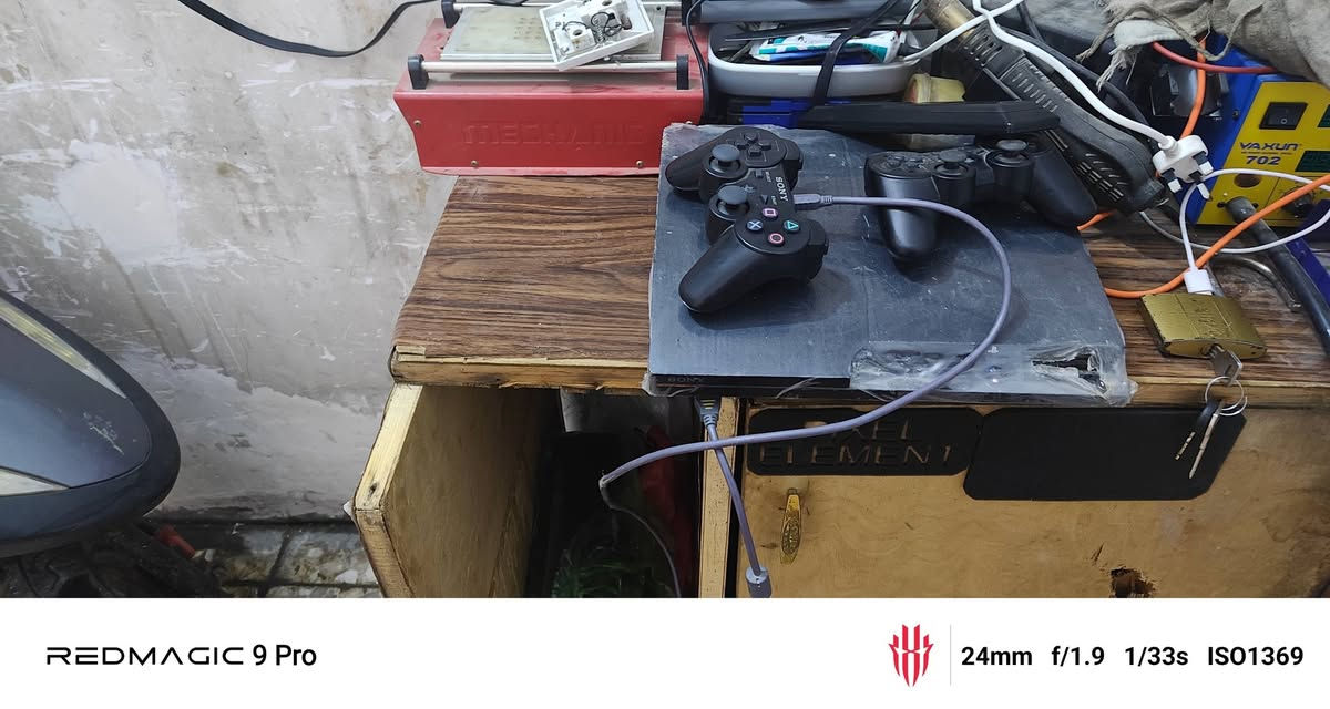 بلاي 3 للبيع مع البلازما ام التكنيك الحجم 32 شرط نظافه بالكرتونه معي يو بي اس السعر 190 شلع قلع مكان مدينه الصدر رقم الهاتف ***********
