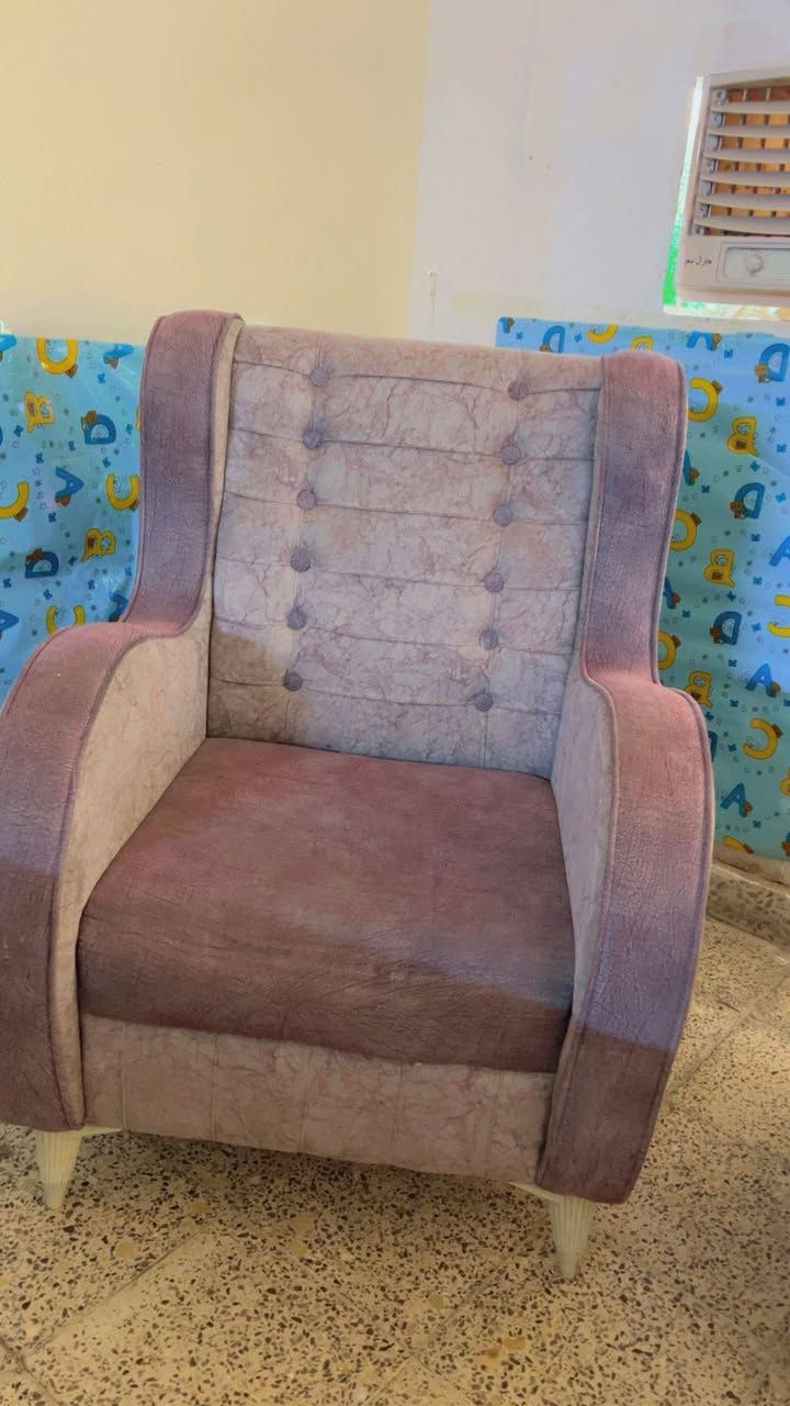 قنفات للبيع قفل ١٥٠
زحليكَةام الموزة اخت الجديده مابيهه ضرر ب١٠٠
العنوان الشرطه الرابعة
شراي فقط***********
