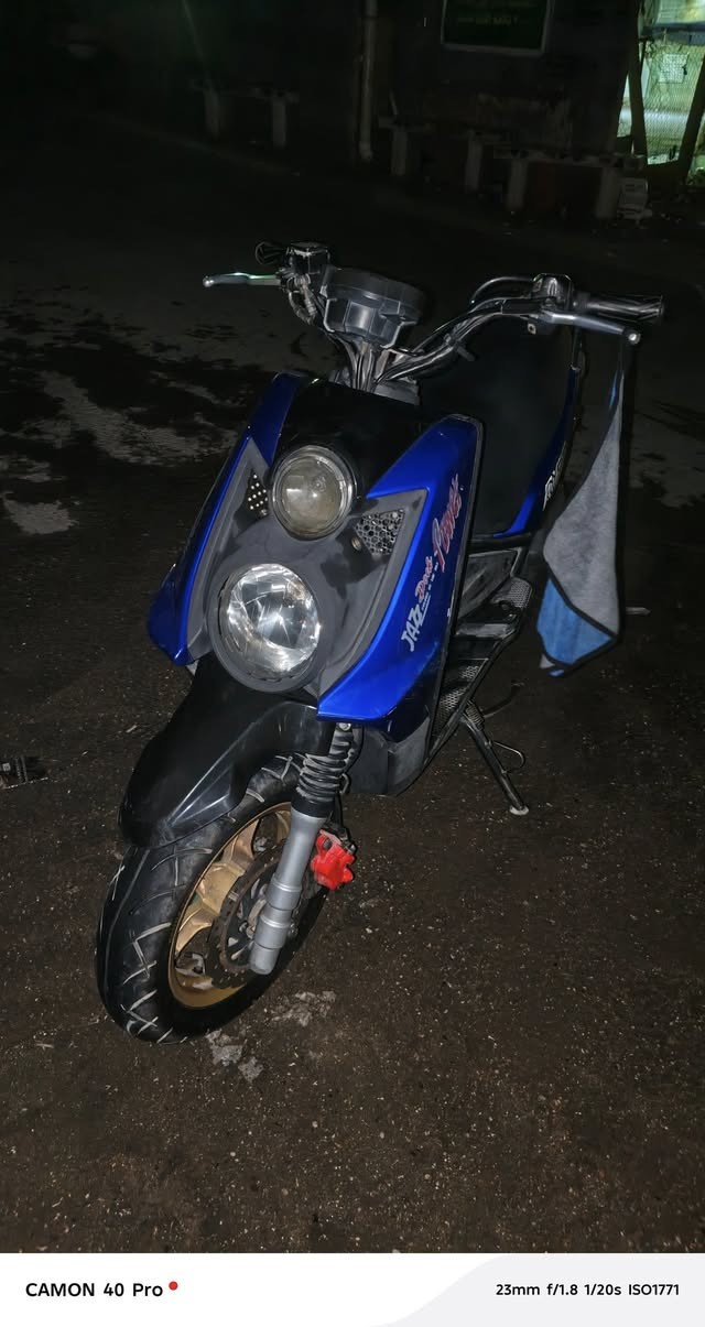 سلام عليكم دراجة سكنس جبلي للبيع دراجة مقفولة قفل عام نضافة فول السعر 1350 وبيه مجال قليل المكان حلة شارع حي شبر قرب مطعم حجي حسين رقم الهاتف ***********
