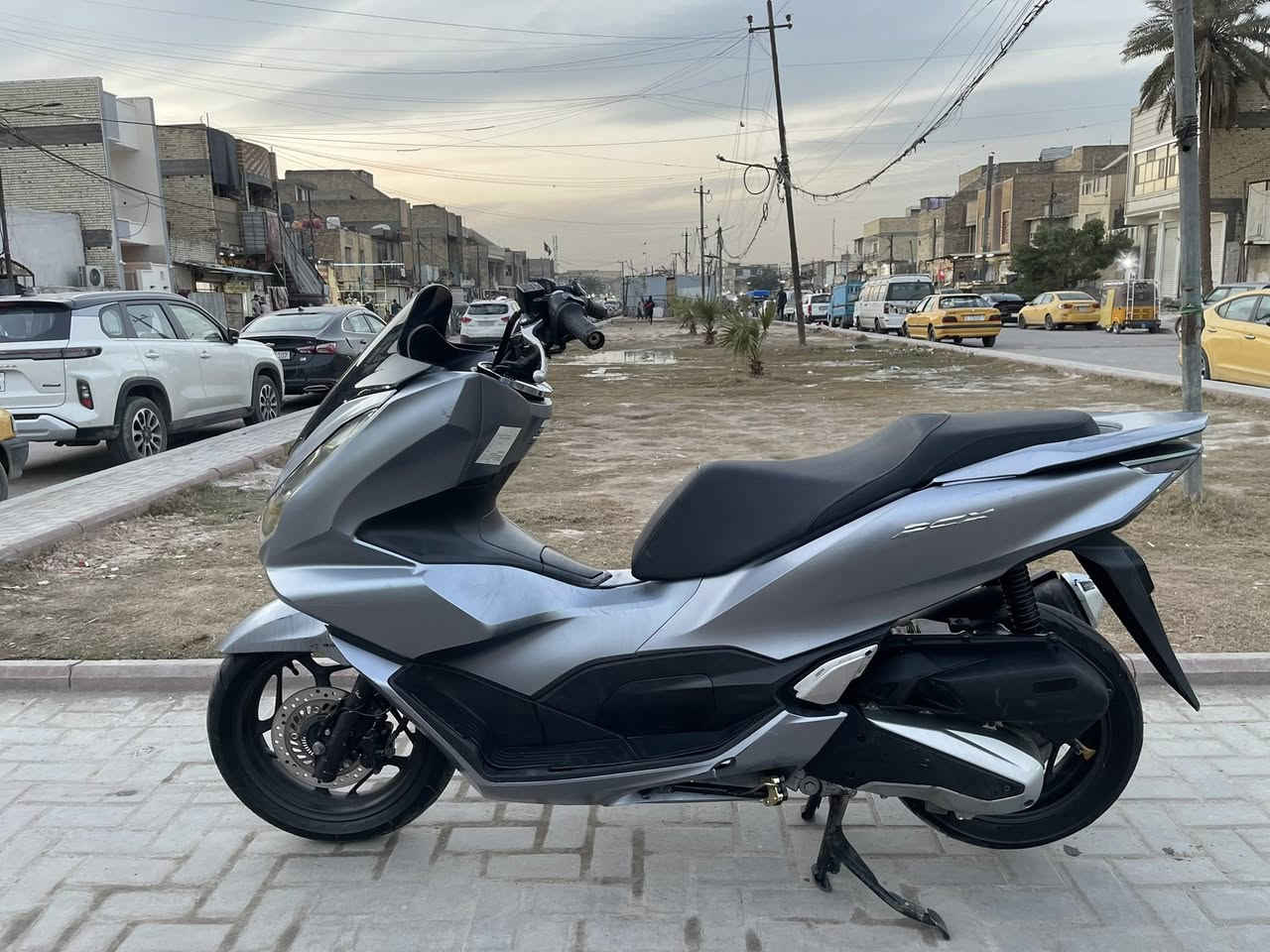 شباب بيسي اكس جيل الرابع مكفولة كفالة عامة ماشية 27السعر 14ونص الرقم ***********
