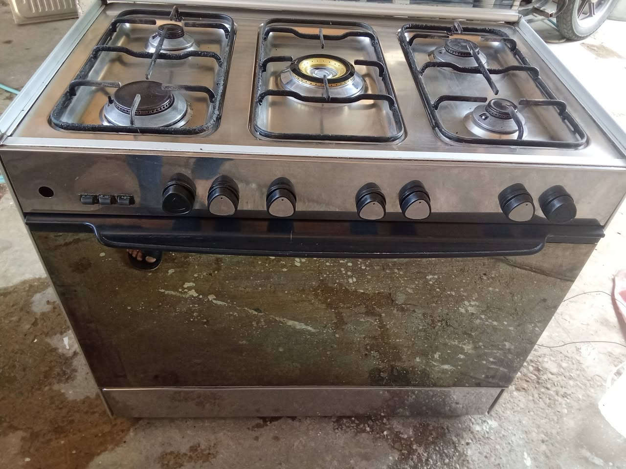 للبيع شرط نضافه سعر 150 شراي اتصل ***********
