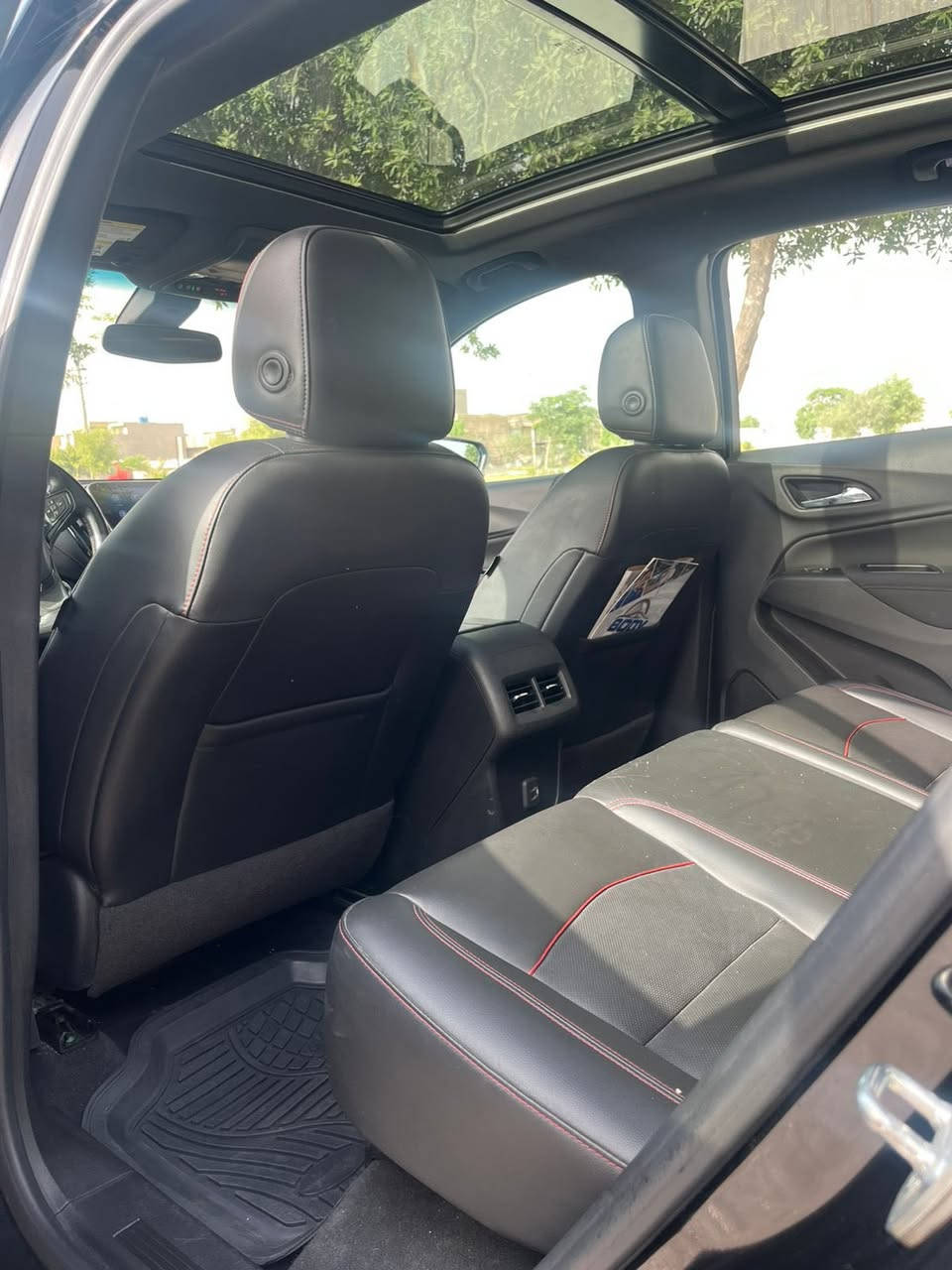 شوفرليت كوينكس موديل 2022 موصفات ❌SR❌
محرك 1500 تيربو 
موصفات 1/1
بصمه تشغيل
بصمه ابواب
تشغيل عن بعد 
هند بريك بصمه
بانورما طكتين
حساسات اماميه
حساسات خلفيه
رادار امامي 
رادار جانبي
شاشه اعطال
شاشه لمس تدعم الابل كار بلي
تدفئه كشنات 
كشن كهرباء 
كشن جلد 
جنطه كهرباء
لد نهاري 
منضومه زنون بلادي
اطفئه ذاتي 
تحديد مسار
فول تحكمات ستيرن 
منافذ Uspمتعدده
تبريد بيانو منفصل 
قطعتين تبريد 
ويل حجم 18 كروم
***********
