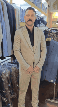 #بــدلــة شبابية #مخصرة بـــ 33 الف فقط 
فول لكيرا 
بكافة للوان وقياسات 
شي راقي ومميز 
العنوان  كرادة مريم
 قرب جسر الجمهورية مقابل باب المنطقة الخضراء 
بضبط مقابل باب وزارة الهجرة والمهجرين 📍
واتساب: *********** - *********** - *********** 📱
تتوفر خدمة توصيل إلى جميع أنحاء العراق ب 5 آلاف دينار 🚚
