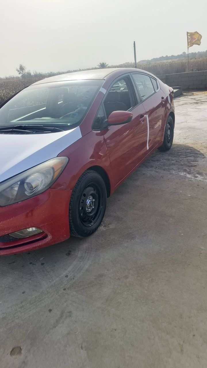 السلام عليكم فورتي 2014
مكينه 2000 دوش 
حادث بس جاملغ بدون داخل
تدفئه تبريد شغال
كير مكينه مكفوله
سياره خير من الله ماناقصه شي 
ترايك للبصره 
السعر 85


**إذا كنت صاحب هذا الإعلان وتريد حذفه لأي سبب، رجاءا أرسل رسالة إلى الدعم الفني**