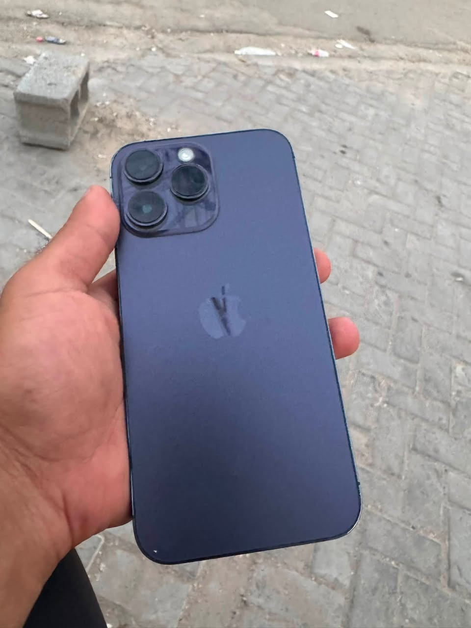 ايفون 14 برو ماكس
ذاكره 256
بطاريه جديده مبدله احسن نوعيه 
الجهاز بي خط بلشاشه وما مأثر عليه ابدد جهاز كله بلاد ونطيف رايده 625 وبي مجال بسيط 
وافضل مراوس سامسونك اس 
***********
