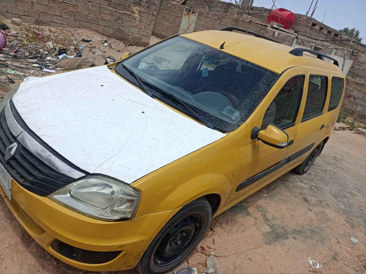 رينو محور كورله مكينه وكير بل جيس
سعر 27وبيه مجال قليل مابيه نقص فول تريايك 140
رقم الماني بصره سياره راعيه ماندله بصره ابيع ماندل راعيه 
مكاني نجف خان نص الحيدريه ***********
