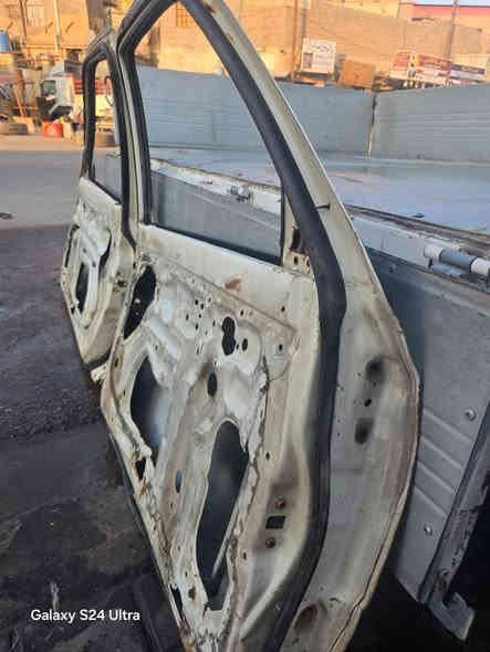 السلام عليكم
ابواب بيكم تيوتا موديل 95 بلاديات بدون معجون او صبغ 
الابواب فارغات بدون غراض
بيهن خياس بالتكم والربع الجوه صبعين يحتاجلهن سمكره وصبغ
ابيعهن كوم حديد ثنينهن ب40
***********
مكاني البصره 5 ميل
