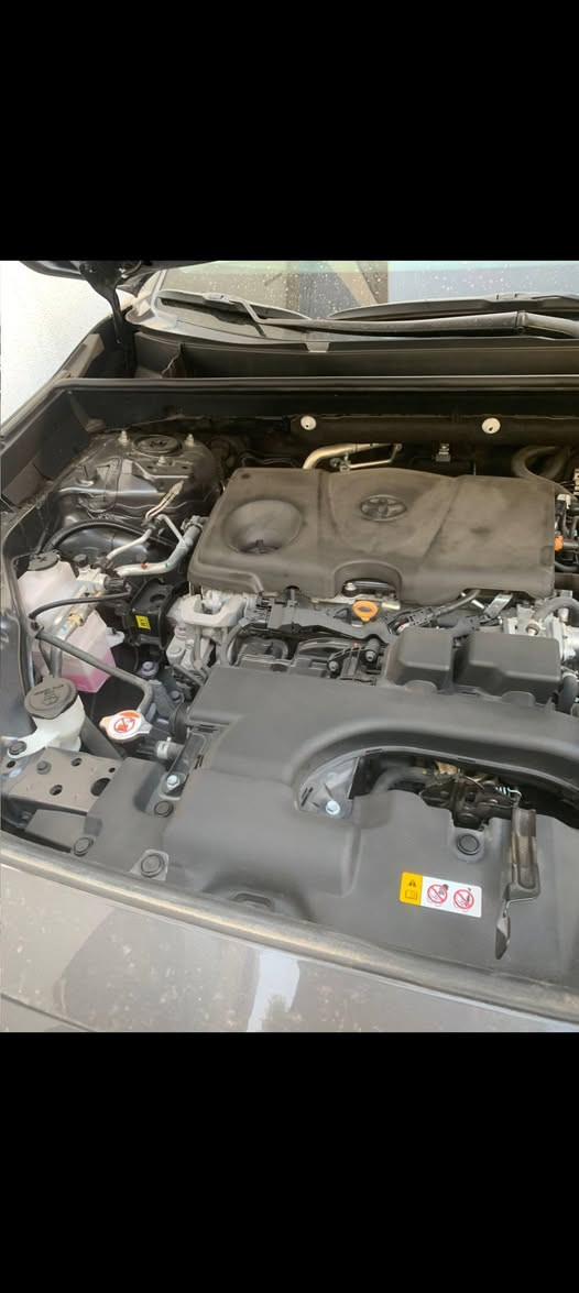 سلام عليكم ورحمة الله وبركاته بيع سياره تويوتا راف فور 2024 فيلي سياره نضيفه جدا مضروبه تكمه خلفيه باب خلفيه يمنه سياره امانه نضيفه ماشيه 9 ميل XLE فول مواصفات 23.000 بدون رقم اتواصل اتصل على هاذه رقم ***********
