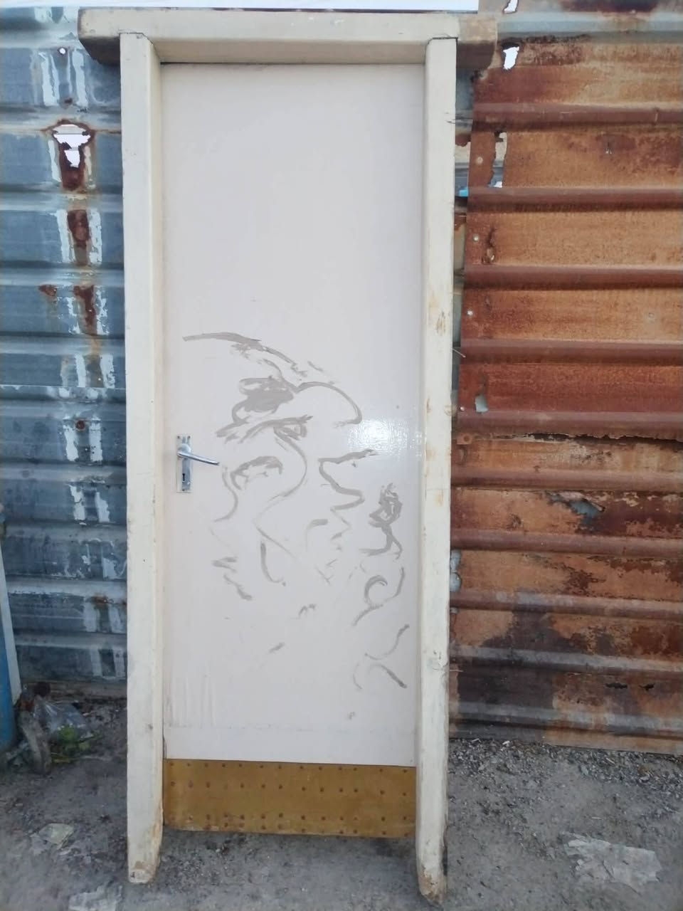 السلام عليكم غراض لبيع نضيفه مابيهن اي شي واكو توصيل


**إذا كنت صاحب هذا الإعلان وتريد حذفه لأي سبب، رجاءا أرسل رسالة إلى الدعم الفني**