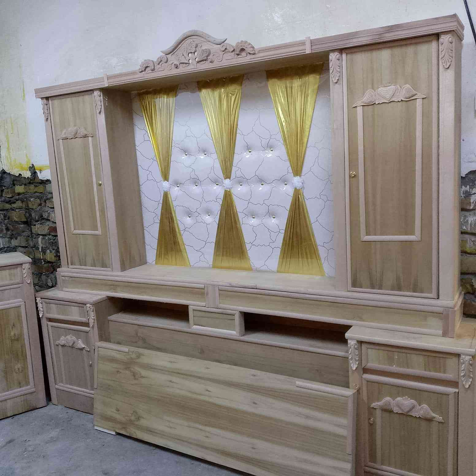 #معمل ومعرض  المحقق  💐
#الون العسلي💪
غرفه سته أبواب شغل ثقيل  وجه الباب خمسه ملم الداخل واربع ملم  صاج🤏 الصبغ حراري 

السعرمليون 650 فقط
للأستفسار مراسلة الصفحة 📩
او الاتصال ☎️ ☎️
(*********** )

يتوفر  Viber / 
‏WhatsApp /
