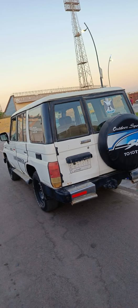 سلام عليكم
سياره لاندكروز موديل 96 محرك 3000 vvt سنويه باسمي رقم بغداد مشروع وطني مكاني البصره سعر 58وبيها مجال
مكلف بانشر وهذا رقم راعيه 
***********
