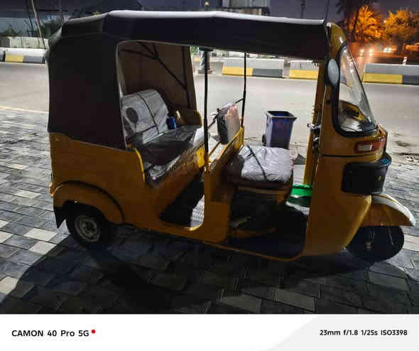 السلام عليكم تكتك موديل 20 شهر 11 تكتك باسمي فقط معمر دوس وصبغ جمالية مكفولة من ضربة تكتك ما تصرف عليه ولا ربع للاستفسار***********
