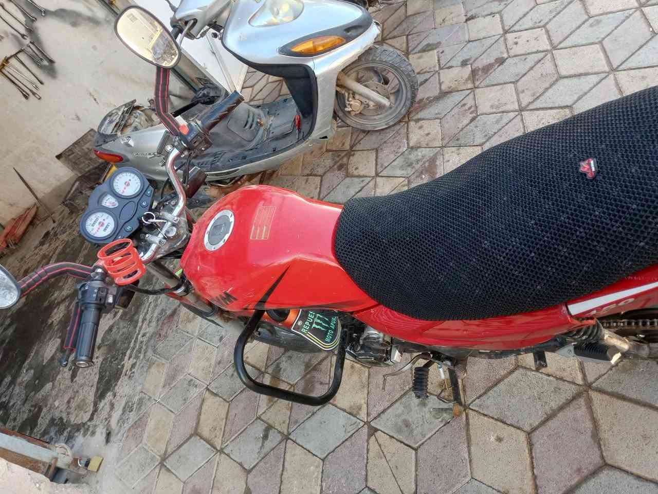 سايم موديل 17السعر 550رمادي صوفيه ***********
