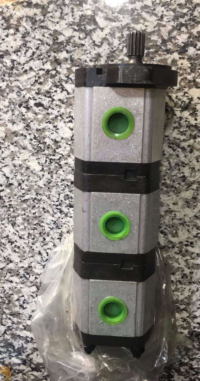 بمب هيدروليك شفل حجم 500 مختلف الاحجام والموديلات تتوفر لدينا 

***********
***********
***********
***********
