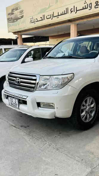 السلام عليكم لاندكروز 2011
كفاله عامه بدون صبغ بدون تبديل بدون رصعات بدون خدوش
محرك 6 سلندر شرط
كير شرط
شرط الكير والمحرك مامفتوحات
استيراد خاص فووول مواصفات للاخير
تخم تاير جديد
صدر جديد 
رقم دولي بغداد سنويه جديده بأسمي
يرهم مراوس مع 2017 وفوك
بيع نقد السعر 330 وبيها مجال شي بسيط
مكاني صلاح الدين بيجي
***********
