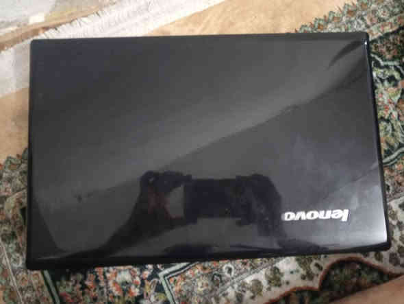 لينوفو للبيع حجم 15  معالج amdرام 4هارد 500 hhd حجم 15 فوول شغلله نظيييفة شاحنة أصلي وجنطة تفيد للدراسة واغراض مكتبية اتصال واتس اب *********** أو *********** بغداد
