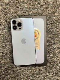 13 برو ماكس لون بحري ذاكره 256 بطاريه 88 بلادي  عربي شرق اوسط ماستر  م...