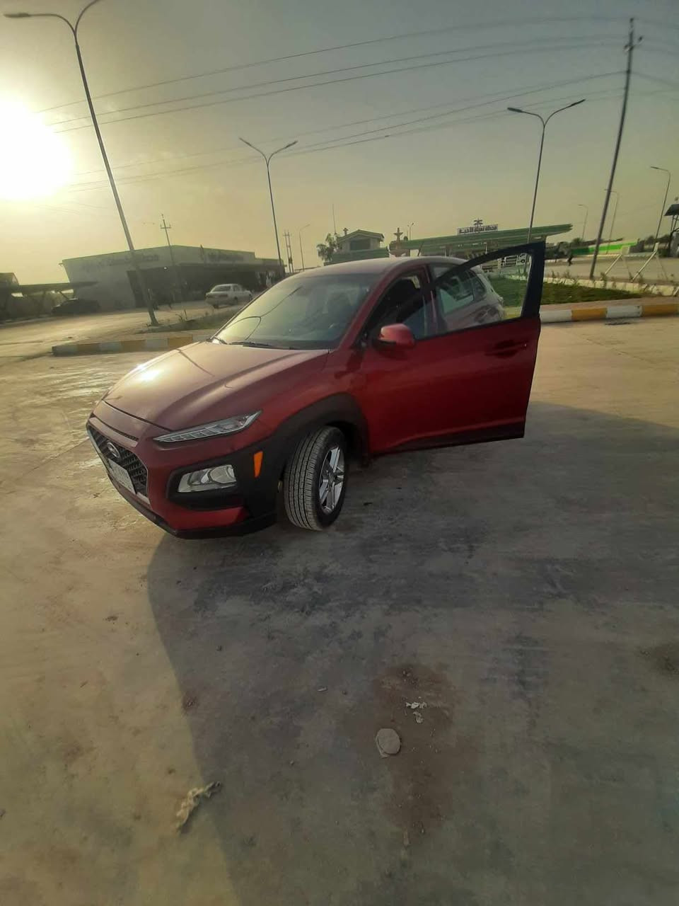 كونا ٢٠٢٠ وارد أمريكي بيها ٣ قطع صبغ بين البابين وبالتكمة كد شبر ليبل واحد بدون تبديل ايرباك ستيرن فقط ماشيه ١١٧ محرك دوش كير اي تي مرغوب تحكمات رادار تحديد مسار ١٢٠ وبيها مجال
***********
