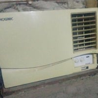عندي مكيف ثلاجه للبيع ليشتري يتصل برقم  07858981119