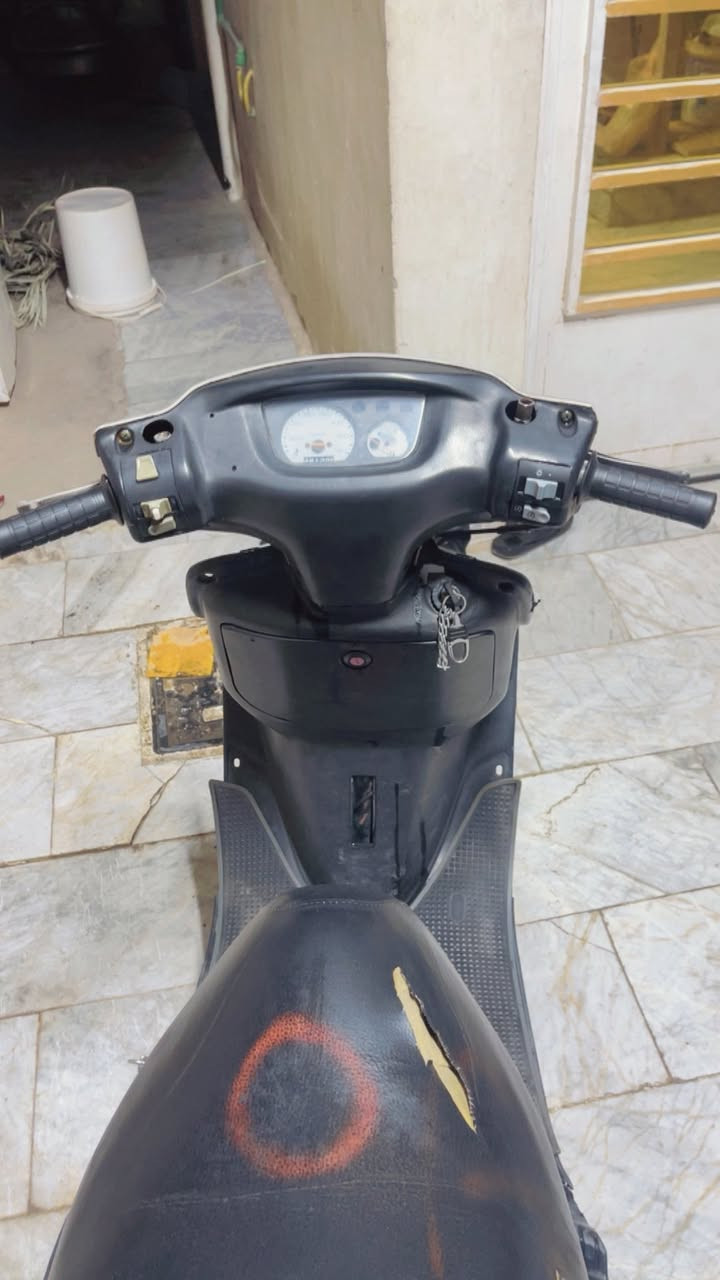 السلاام عليكم فراشه للبيع مكاينه ماكس مامفتوحه ولاملعوب بيها سلف هندر تشتغل ماعايزه برغي تجي وتشوف//475 وبيها مجال قليل ***********//
