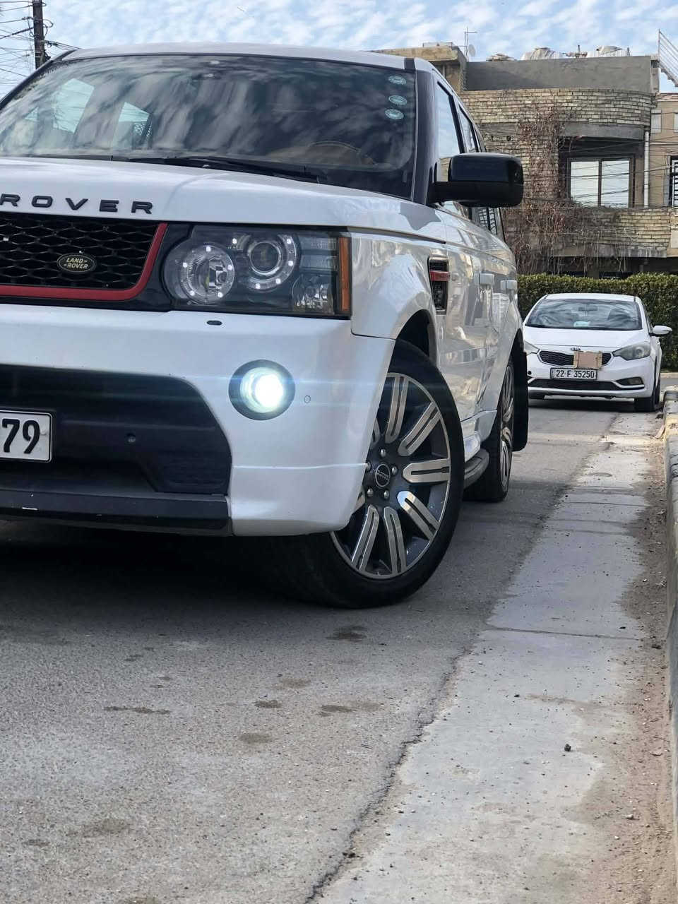 ...﷽ ...
‏🇬🇧  Range Rover Sport  🇬🇧

شركه سردار ضمان دولي اوتو بايكراف

السياره جداا مميزه بل مواصفات 

موديل 2012  

🚀 ٨  سلندر سوپر چارج بنزین 🚀

🛑داخل قیسی  فقط يجي بالاوتو 

جديد بدون اي حادث وصبغ

والسياره فول الفول اعلى مواصفات الرانج بيها

🛑 3شاشه ديفيدي 

🛑 جكات ٣ وضعيات 

🛑رادار جانبي بل مرايات 

🛑 نظام صوت ميرديان (خرافي )🎧🎧

🛑 كامره جانبيه وخلفيه  +5بصمات ابواب 

🛑فتحه سلايد 

🛑رادار

🛑ستيرن اوتو

🛑وبعد بيها هواي مواصفات تخبل 

 اخوان السياره كفاله عامه  من ناحيه الميكانيك والحداديه والصبغ والضربه 

💯 الكير مع مكينه وكهربايات بشرط 💯

✅ /بلادي

السيارة رقم جديد تريد تحويل أو وكاله حاضر 

💰السعر < 135 > وبيها مجال بسيط

‏🔱 ‎مكان السياره بغداد العامريه

🔻طبعا بـالحقيقة احلى من صور📷
فدوه اخوان غير متواجد على الفيس الي يحب يتواصل الرقم بي واتساب

للاستفسار الرجاء الاتصال على هذا الرقم 

 📞 ( ***********)
