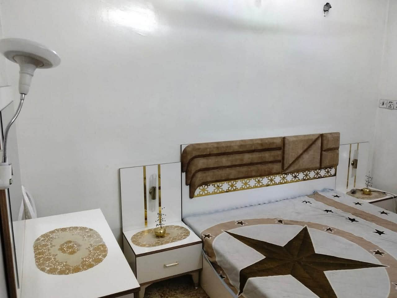 السلام عليكم غرفه تركيه نظيفه كلش مثل ما موضح بالصور ٥ قطع السعر ٤٥٠ العنوان بغداد واتساب ***********
