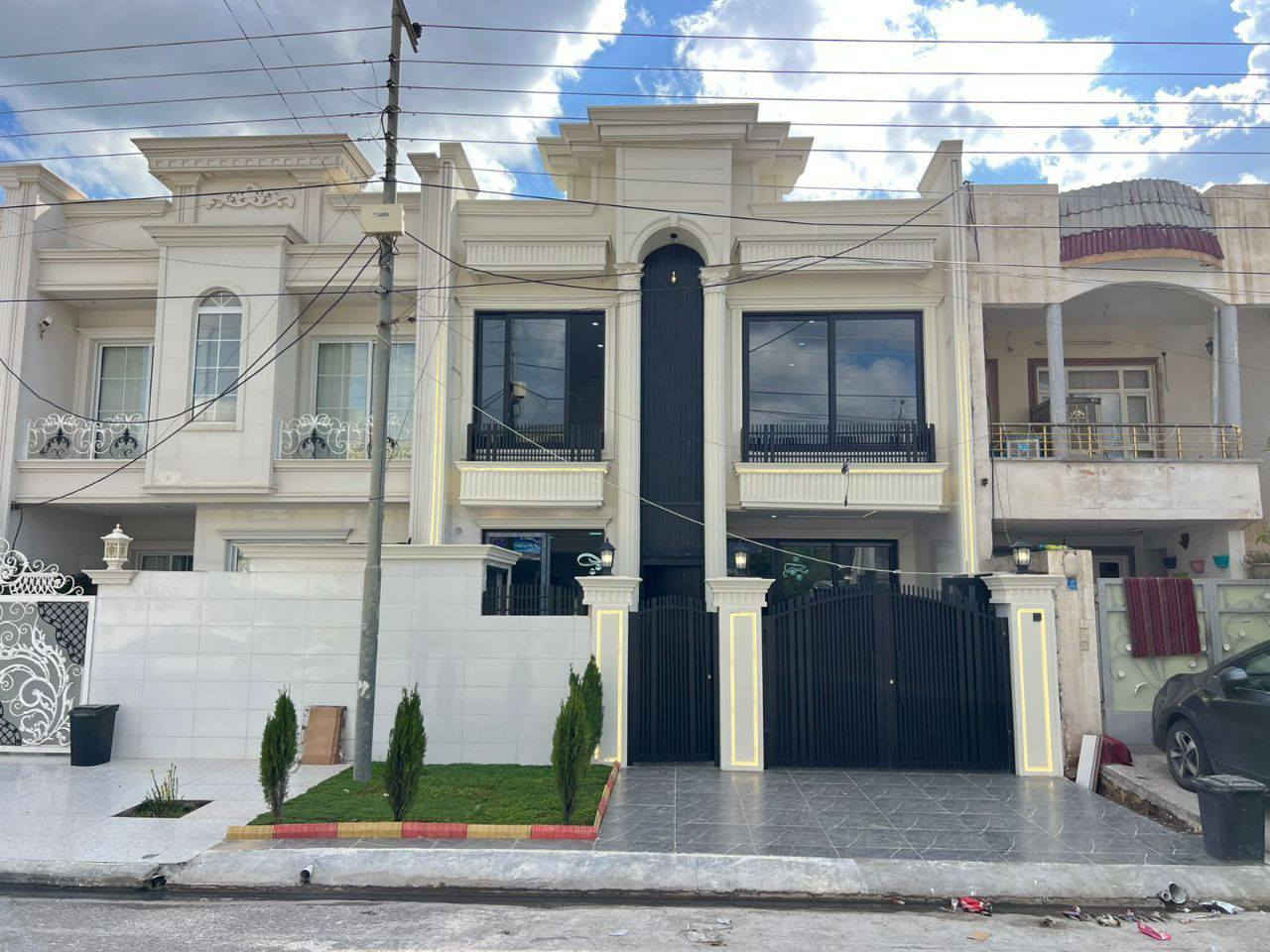 #عقارات_حبيب_علي
🔸سند طابو يتسجل بإسم اي عراقي
📍أربيل-بيت للبيع حي فرمانبران قرب مدرسه سعاده شارع 120M ع شارع 20Mعريض
➖مساحة 150M طابقين 
يتكون⤵️
➖5غرف نوم 
➖استقبال-صاله-مطبخ-مجموعه صحيات-كراج
***********
***********
لمشاهدة الفيديو والسعر والباقي من العروضات ادخل للقناة رابط القناة👇
https://t.me/habeb2ali

#عقارات_اربيل #شقق_للبيع_اربيل #بيو_لبيع_اربيل  #فلل_للبيع_اربيل #مجمعات_سكنية_اربيل
 #عقارات_كردستان  
#استثمار_عقاري_اربيل #عقارات_بغداد_سليمانية_اربيل  #عقارات_شمال_العراق  

14 دفتر 50 ورقه
