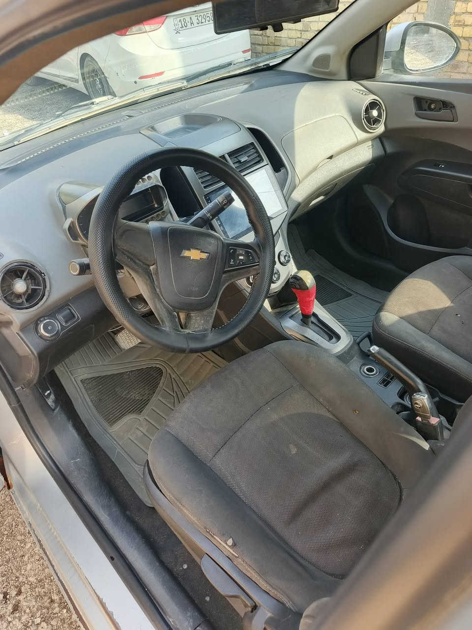 السلام عليكم
شوفرليت سونك 2012
رقم بابل تحويل ثاني يوم 
مكينه 1800 وكير مكفولات 
تبريد شغال 
مصبوغه حزام بدون حادث 
السعر /50 وبيها مجال 
الرقم /***********
