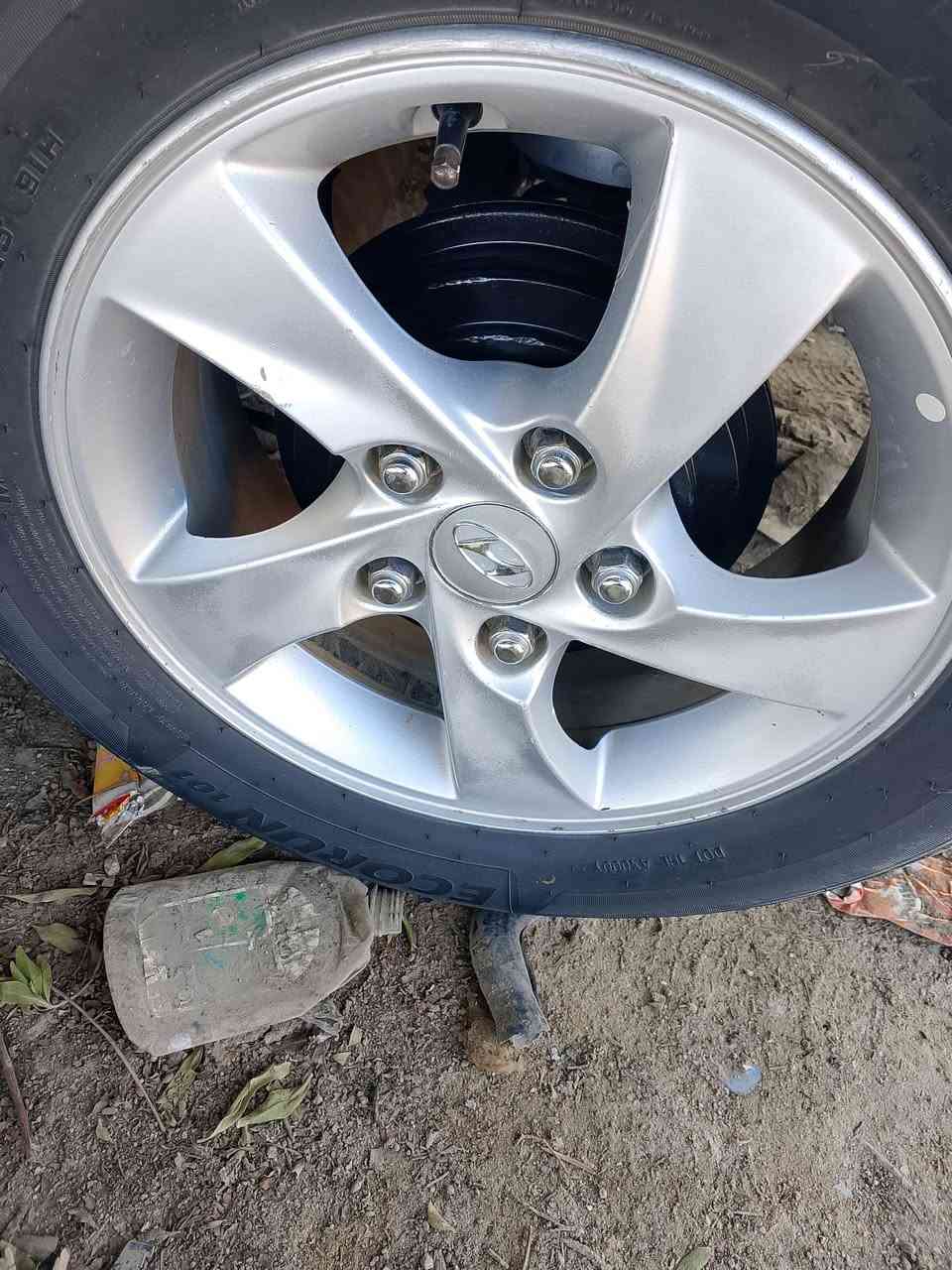 السلام عليكم ويل الانتره مقدس نظيفات كلش مابيهن عواج مكاني كربلاء السعر250 اربع ويلات الشراي يتصل وتساب موجود ***********
