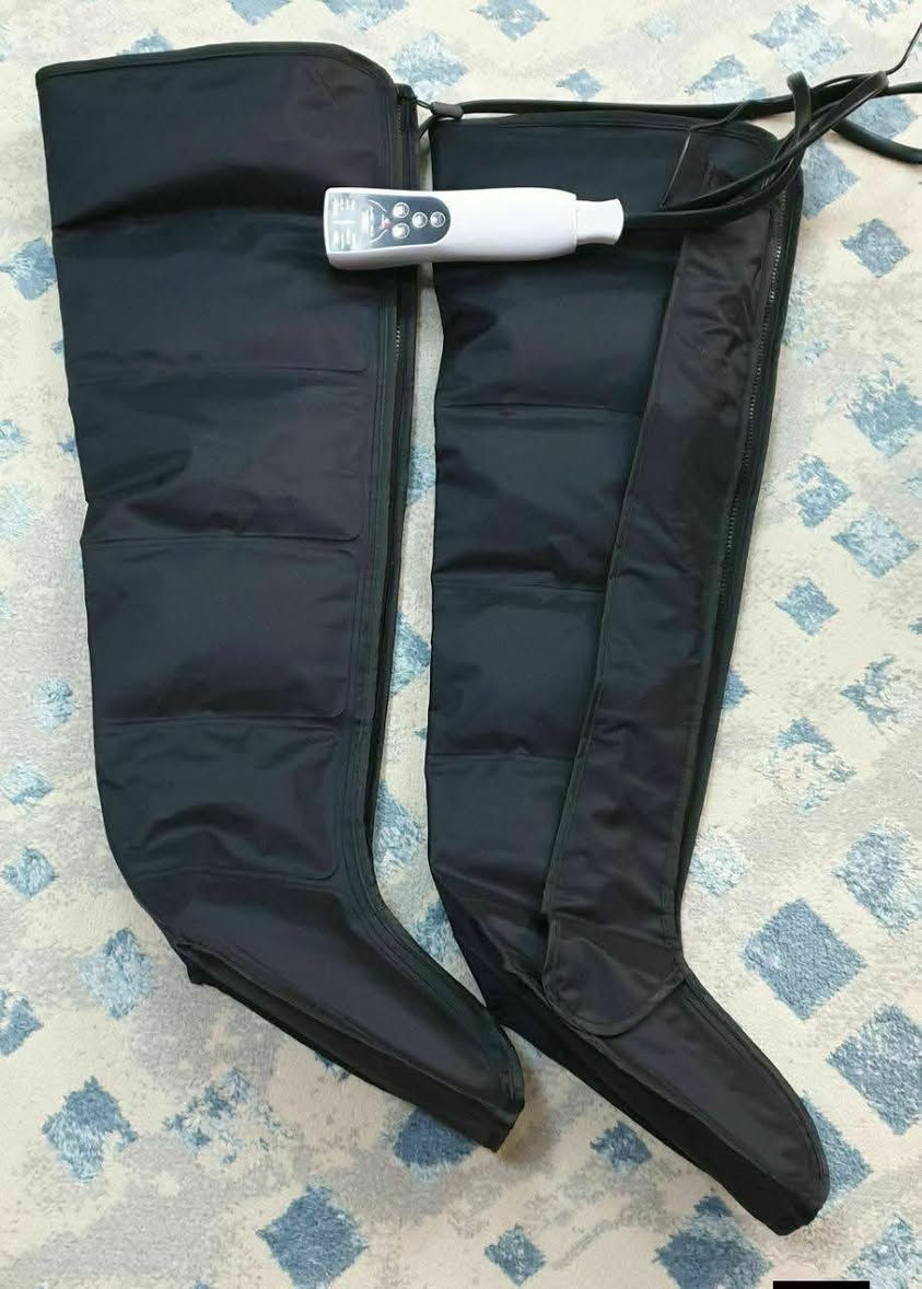 جهاز تدليك الساق بالضغط الهوائي Fenash LY-670F هو جهاز مصمم لتدليك الساقين بالكامل، بما في ذلك الفخذين

مدلك الساقين والقدمين الاحترافي.

يعمل على الكهرباء باستخدام تقنية النفخ بالضاغطة.....

مثالي للصالونات والمنتجعات والاستخدام الشخصي.

ضغط ديناميكي يحسن الدورة الدموية ويخفف التوتر.

سهل الاستخدام ومريح، تصميم مريح.
يستخدم الجهاز تقنية ضغط الهواء لتوفير تدليك ضاغط يساعد على تحسين الدورة الدموية وتخفيف آلام العضلات وتقليل التورم 
يتميز الجهاز بـ 3 أوضاع للتدليك و 3 مستويات للشدة (منخفضة، متوسطة، وعالية)
السعر 50الف
(سعرة بالمواقع رجل وحده ٨٥ الف)


**إذا كنت صاحب هذا الإعلان وتريد حذفه لأي سبب، رجاءا أرسل رسالة إلى الدعم الفني**