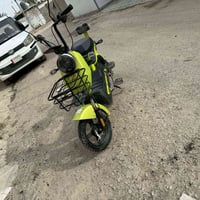 دراجه شحن حجم 14 موديل 23 دراجه نضيفه بطاريه جديده سعر 300 رقم 0770683...