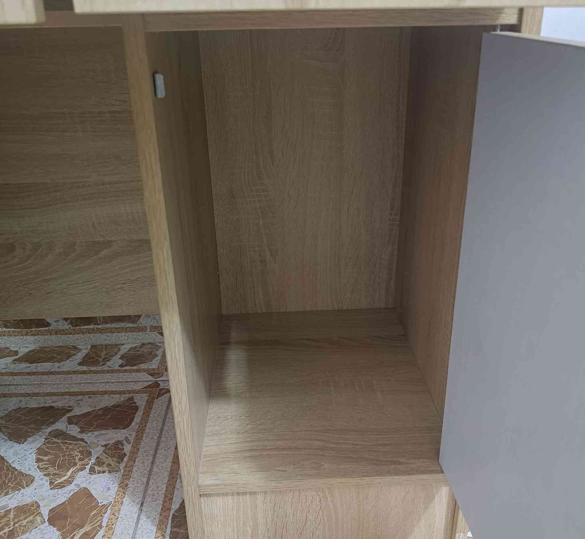 ميز مكتبي كلش نضيف للبيع السعر ٦٥ او مراوس بميز بلازمة.


**إذا كنت صاحب هذا الإعلان وتريد حذفه لأي سبب، رجاءا أرسل رسالة إلى الدعم الفني**