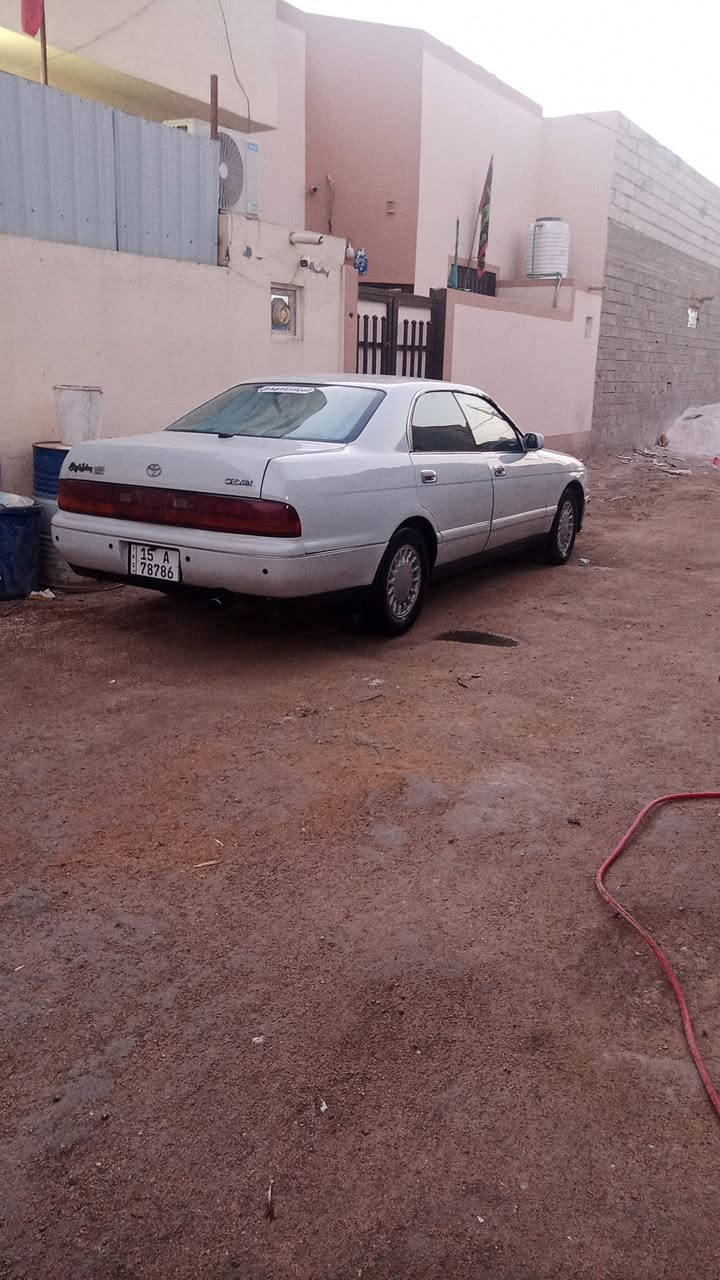 سلام عليكم بطه متصل للبيع سياره تخم تاير جدد حداديه جديده كير مكينه اكسل جدد تبريده ثلج حساسات خلفيه كهربائياتها كلها شغاله رقم جديد الدولي بسمي رقم انبار مميز اداورلك بأي محافضه مكاني نجف لاشرف
سعر سياره 65 وبيها مجال سياره مال جناي ولله عل ايدي 
رقم تلفون ***********
