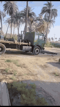 لحفر الابار الأرتوازيه ***********
*********** 
 يوجد واتساب  
مستعدون الحفر الابار وتعبرات الشوارع وتجفيف المنهولات نعمل في كافه محافضات العراق دقه في العمل وسرعه في الانجاز ونعمل تجفيف الارض الشركات الاهليه والحكوميه نعمل حفر الابار كاقه الاحجام ونعمل حفر يدوي والي
