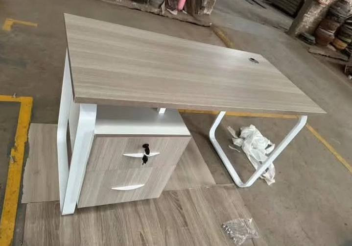 خدمه توصيل للحجز والاستفسار مراسلة الصفحه او الرقم واتساب ***********
