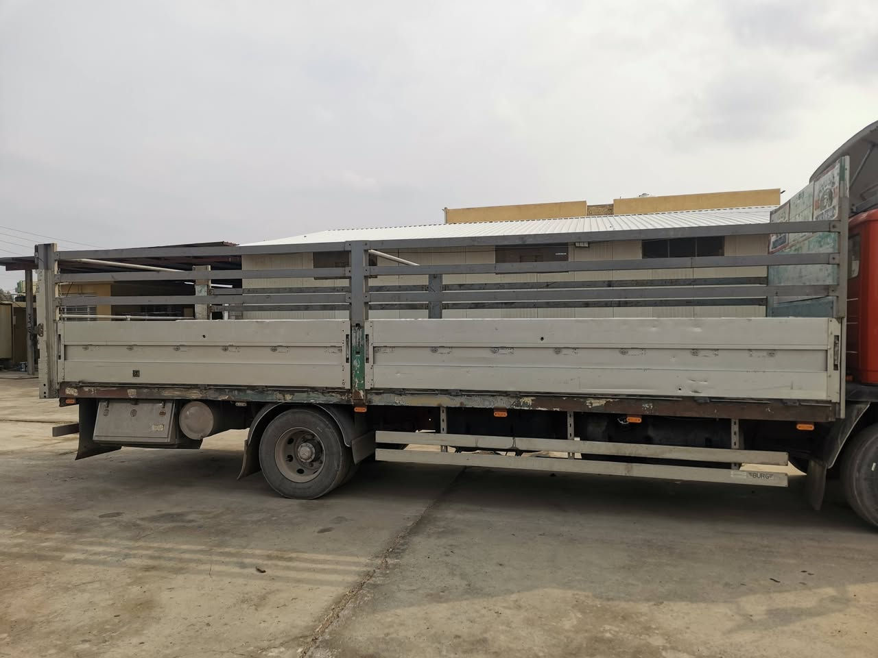 سلام عليكم البيع بدي سبعه وربع صفاح 60 عرض2.50 سعر 18وبي مجال ***********
