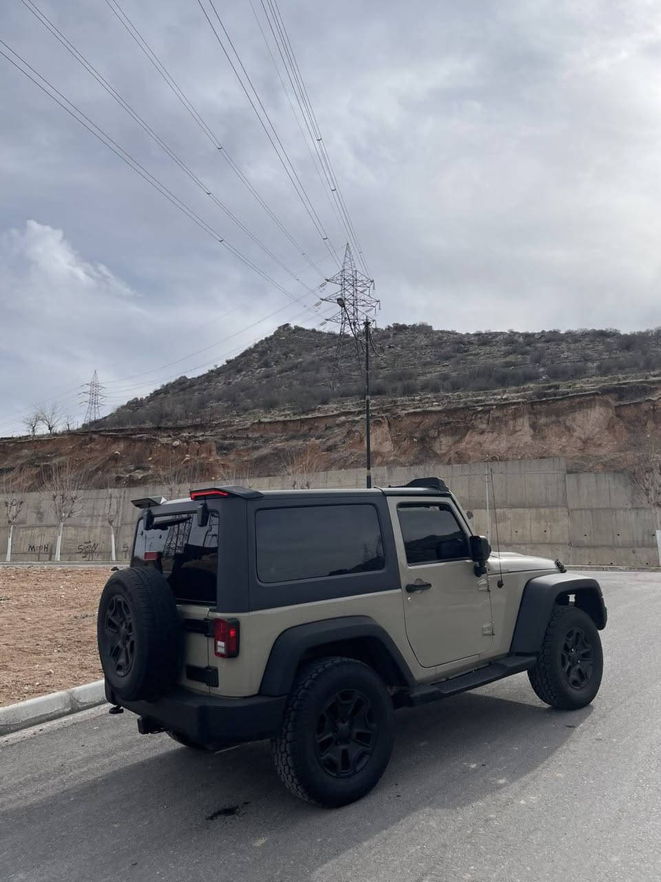 بيع مراوس فروشتن گورين ٢٠١٨سعر ١٧٣ ٢ بارجه بوياغه بونيد كراوه سبورت ***********
