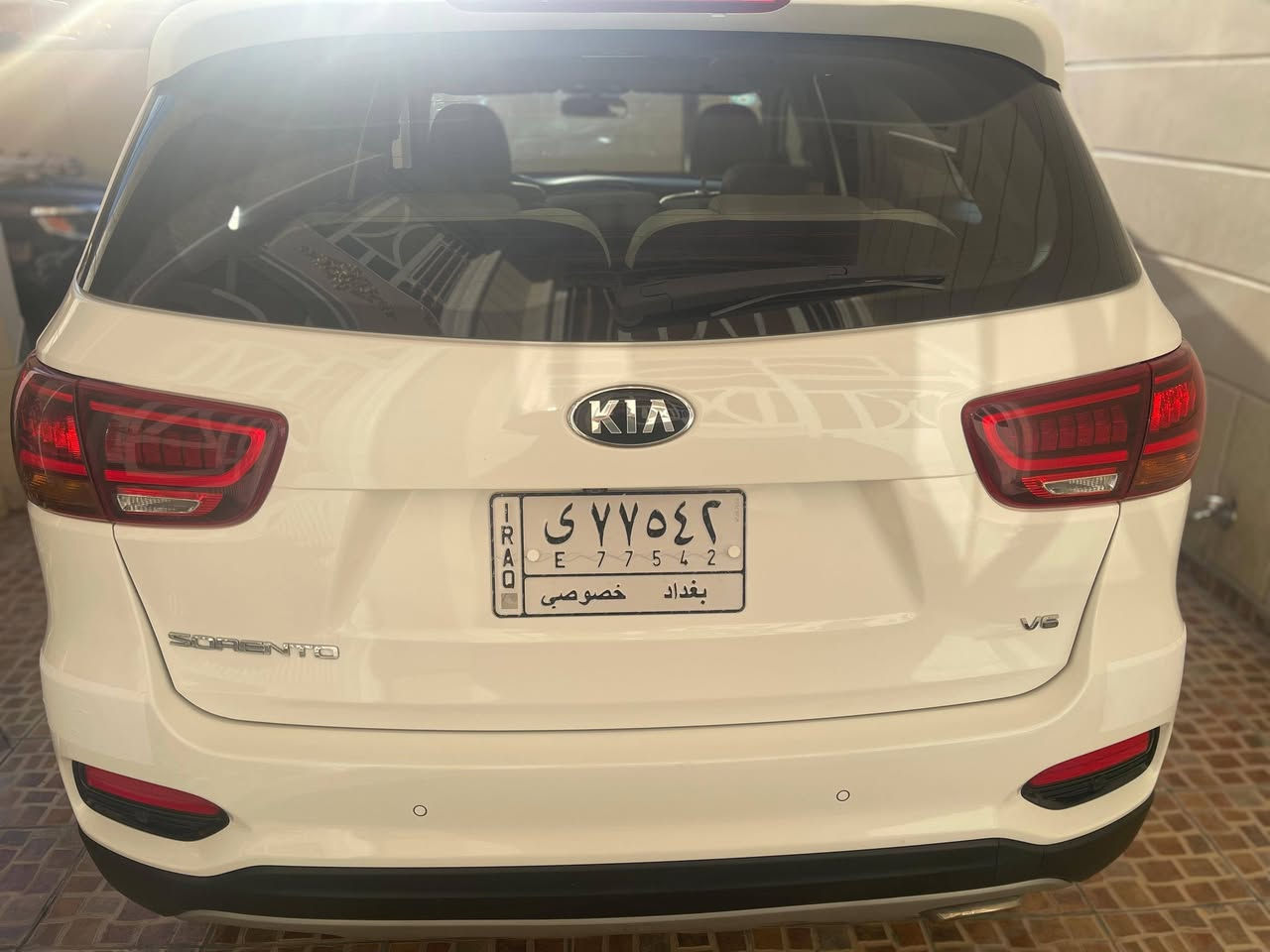 بسم الله الرحمن الرحيم..
‎السلام عليكم...
‎السعر ٢٥٥ ورقة بيها مجال جدا بسيط 
‎١. سورنتو ٢٠٢٠ خليجية وكالة الدولية 
‎٢. محرك ٦ سيلندر تو ويل 
‎٣ . مكفولة كفالة عامة مثل ما واضح بالسونار 
‎٤ . بصمة + بانوراما + ٧ راكب + ٣ قطع تبريد + شاشة + ويل كروم + صندوق شفط كهرباء + لدات + حساس امامي خلفي 
‎٥. ماشية ٧٨ الف كيلو وبأسمنه من الوكالة الى الان صار ٥ سنوات 
‎٦. السيارة كلش جديدة وما بيها اي نقص 
‎مكانها بغداد الكرخ  وللأستفسار اكثر 
‎***********
