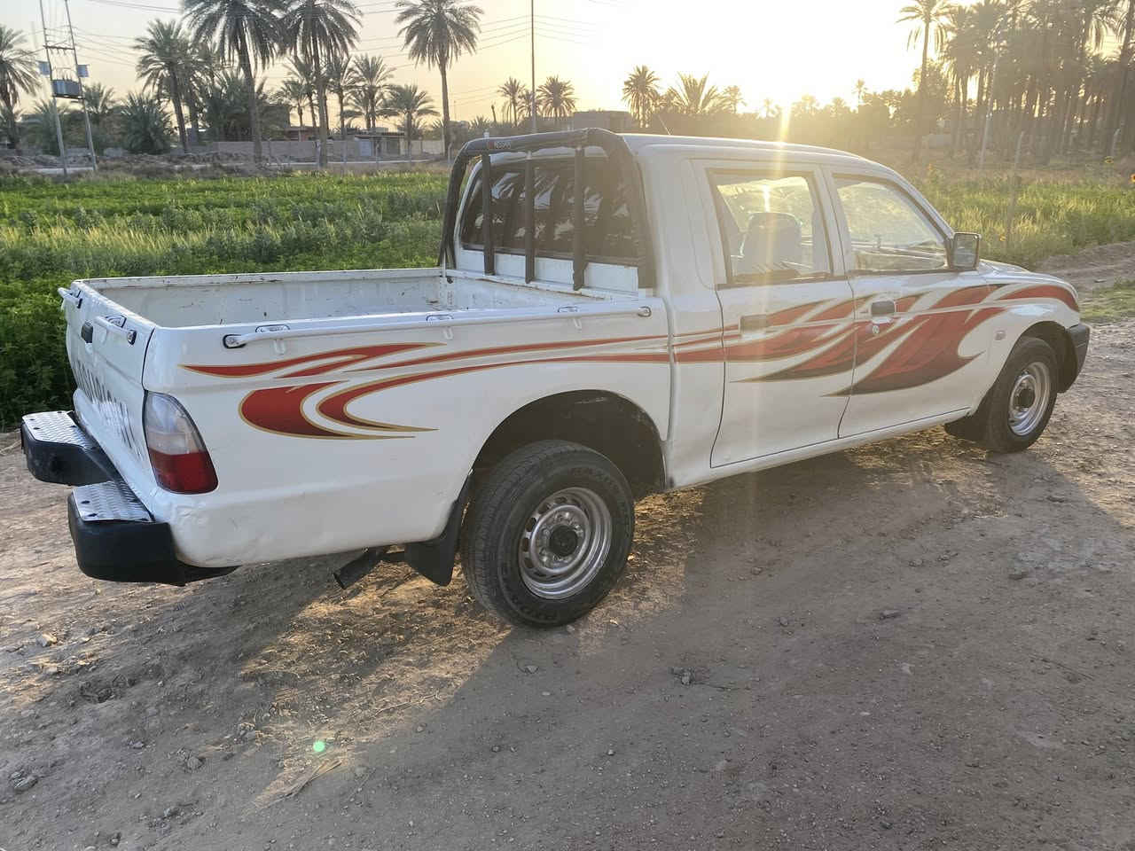 السلام عليكم 
بيكم ميتسبوشي 2002 مزاد وزارة الداخلية شرط الوكاله ام الباركود  مكينه وكير بلاد سياره حلوه وجاهز مكينه كير حداديه تخم تاير كله جديد  السعر 42 وبيها مجال مكاني حله ***********
